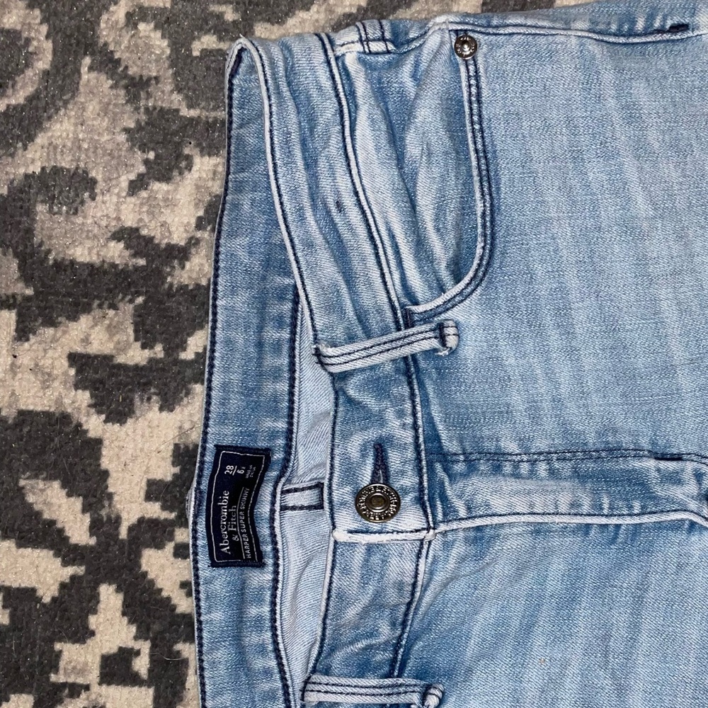 Abercrombie & Fitch Blue Harper Skinny Jeans Faded Wash Cute Comfy Casual Soft - Picture 4 of 8